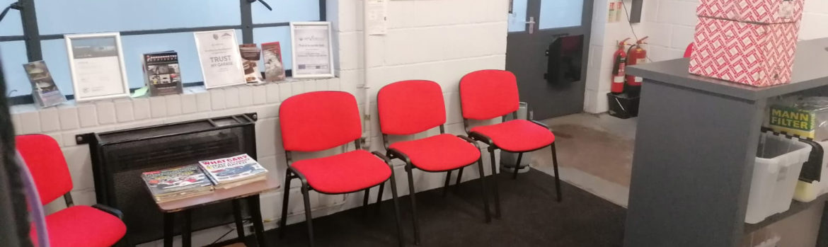 Holmer Green Car Garage Reception